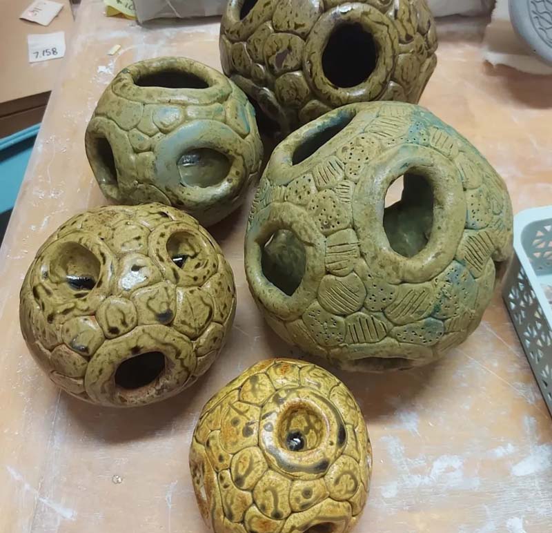 Garden Ball Pottery Workshop (Sunday 2nd November 1-4pm)