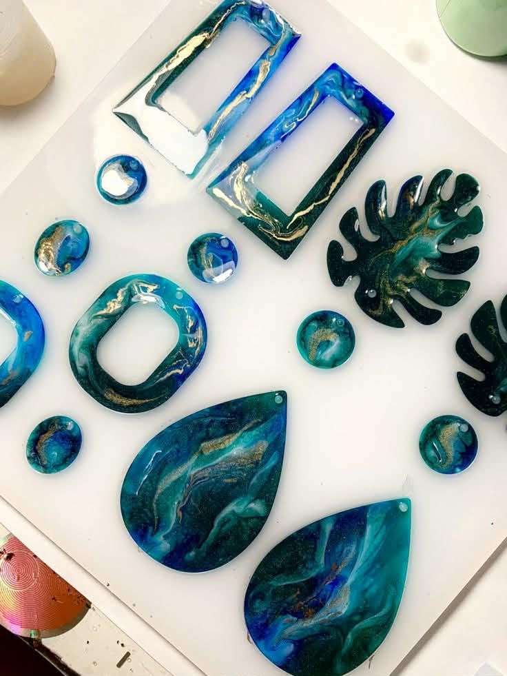 UV Resin Jewellery Workshop (Friday 14th August 2026 6-8pm)