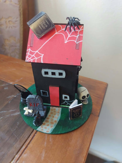 Halloween House Workshop (Saturday 31st October 2026 10am-12pm)
