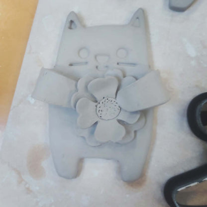 [Hawera] "Hug me" Pottery Animals Workshop (Saturday 23rd May 2026 11am-12pm)