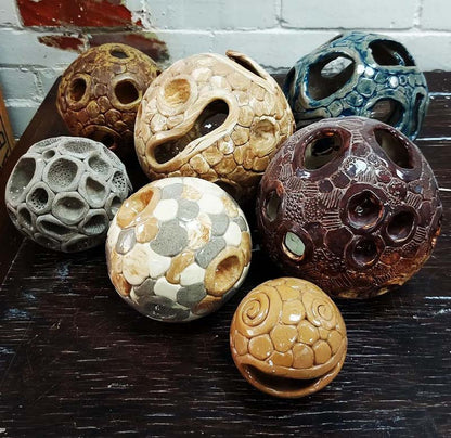 Garden Ball Pottery Workshop (Friday 24th October 6-9pm)